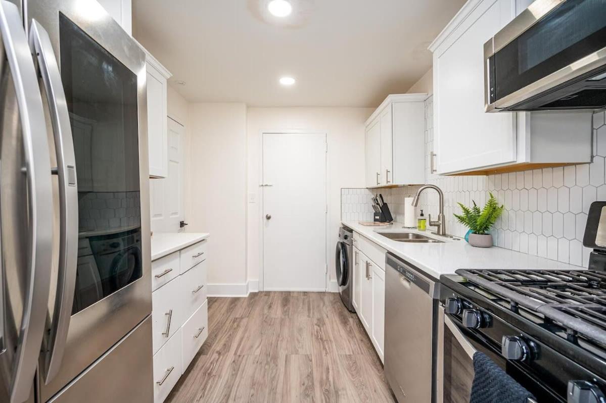 2B1B Modern Downtown Atl Condo W 1 Free Parking Lm1007 Атланта Экстерьер фото